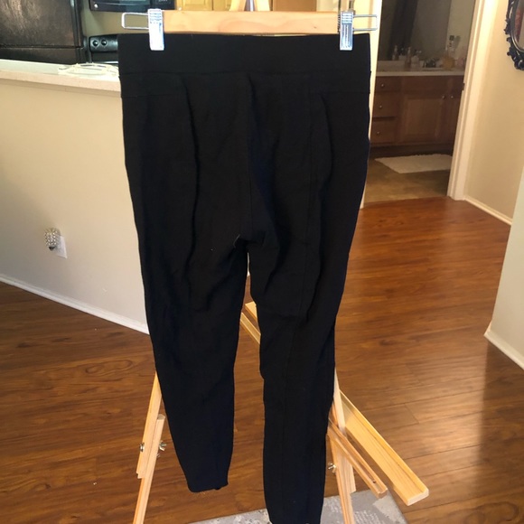 Leggings with faux leather pockets - Picture 2 of 4